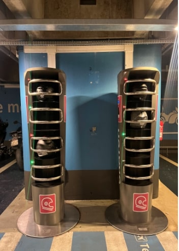 Helmet locker terminal for sports hall car parks 